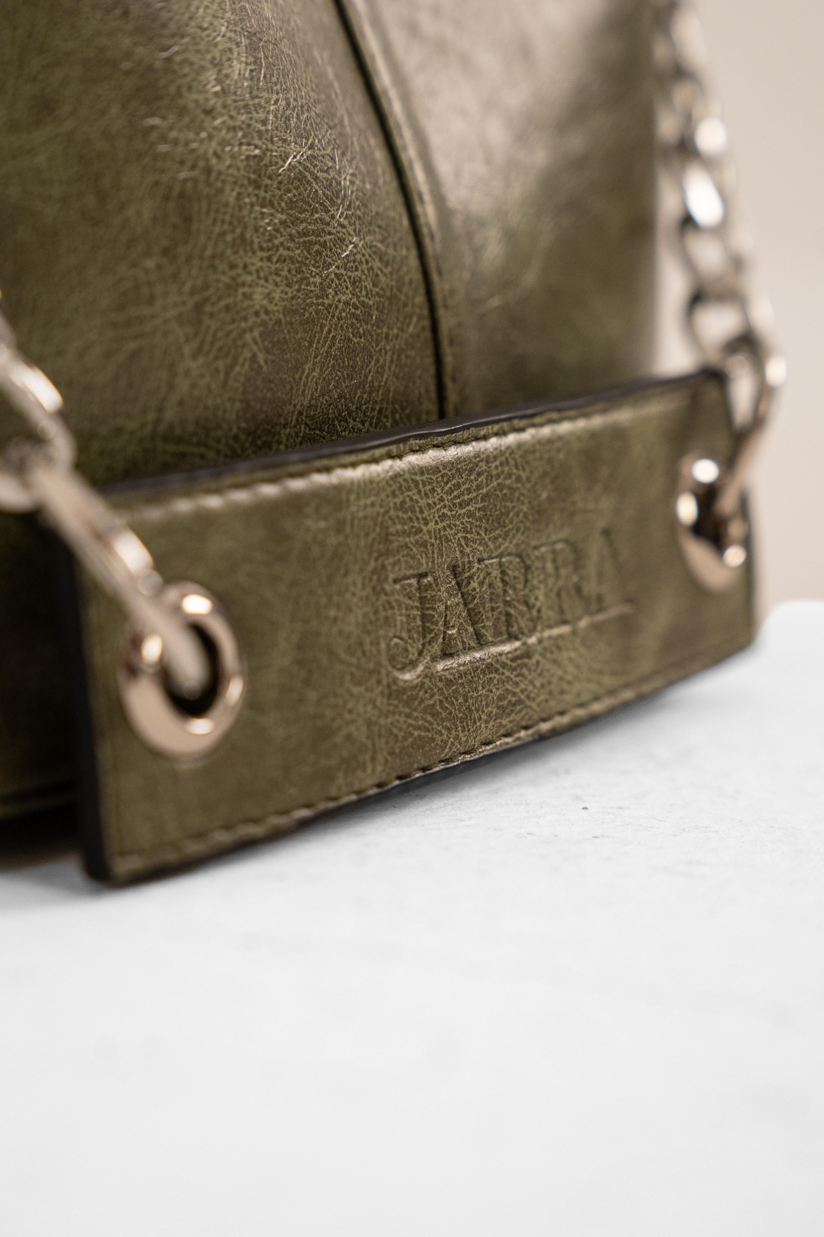 Lévora Olive Green